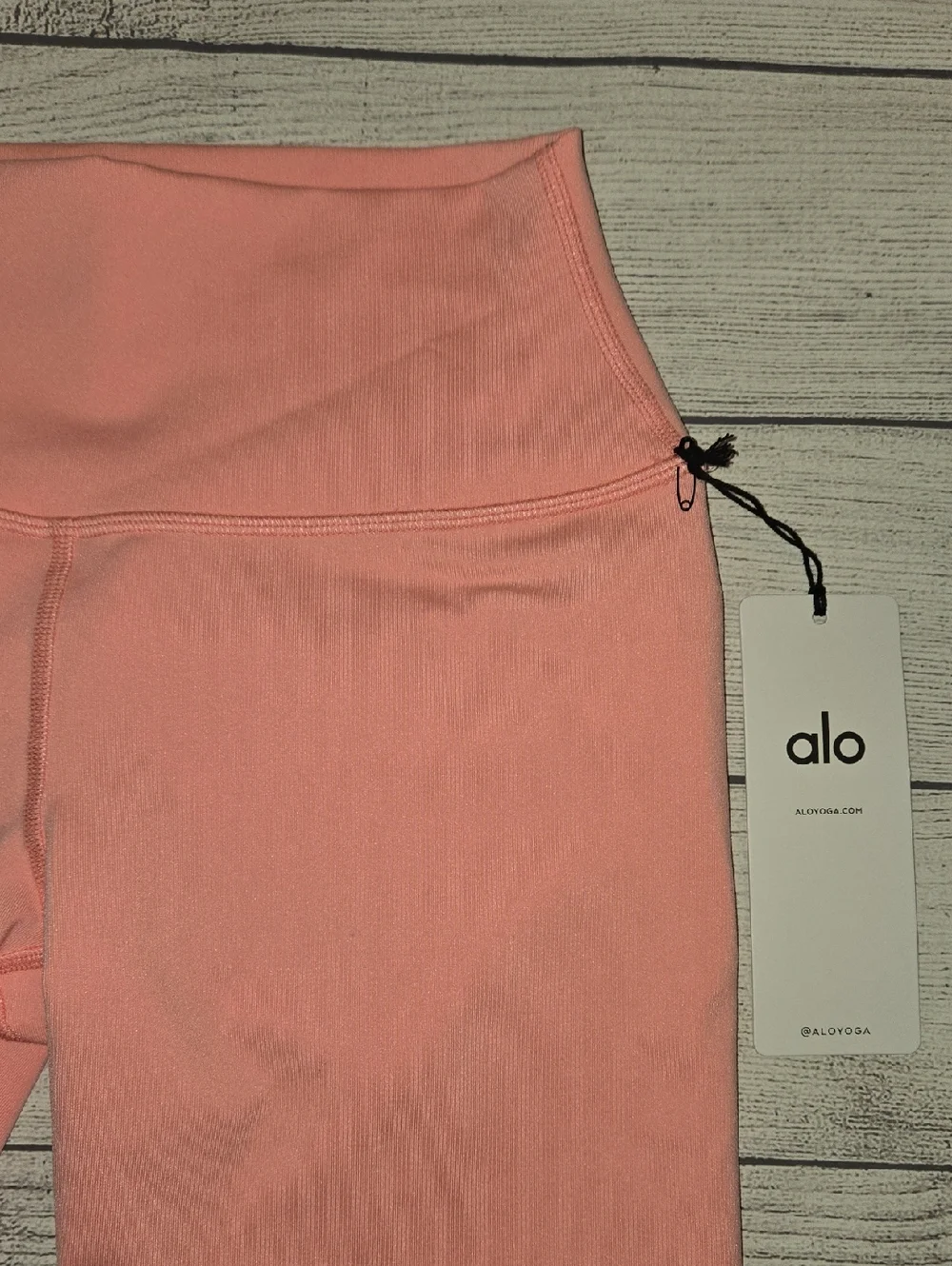 ALO Yoga brand alo